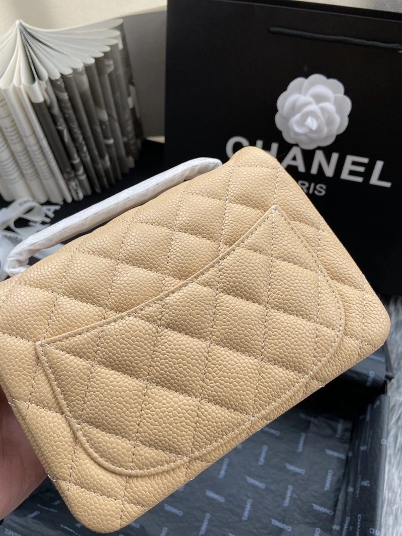 Ch**el wallets 4046h-0162