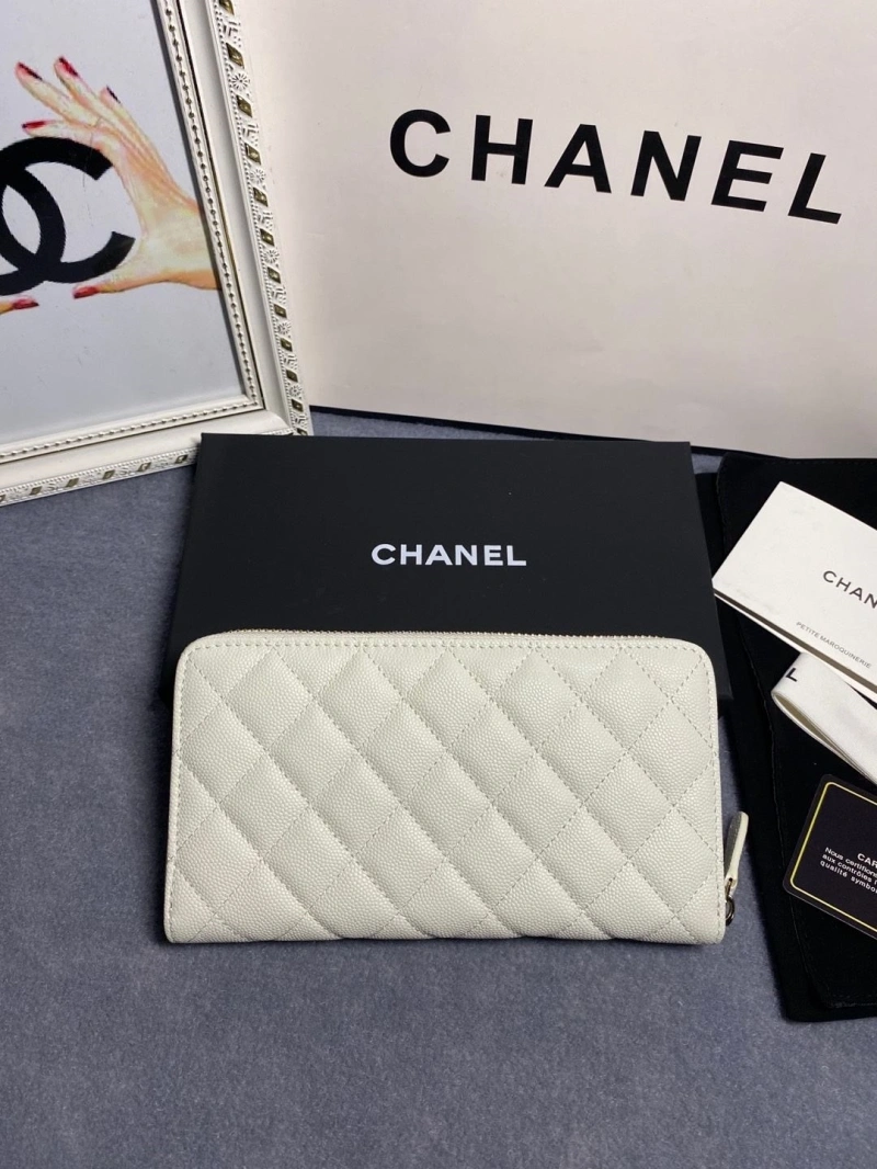 Ch**el wallets 4046h-0167