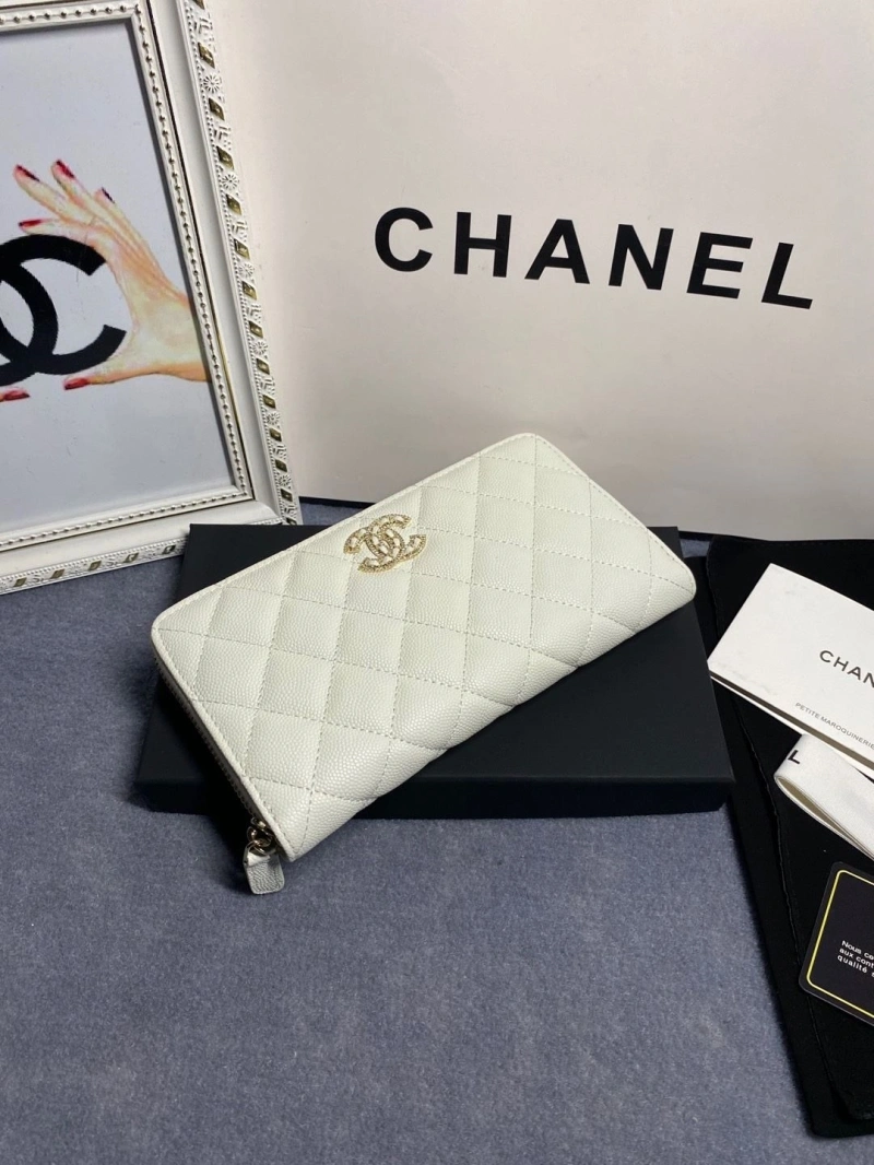 Ch**el wallets 4046h-0167