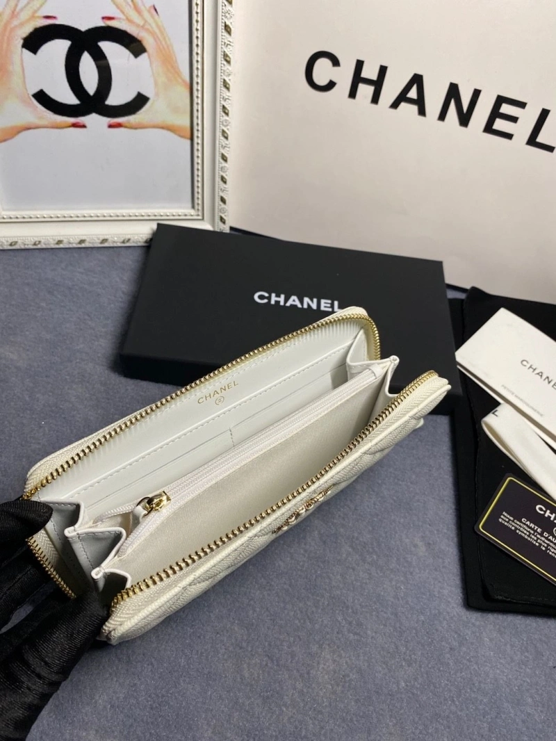 Ch**el wallets 4046h-0167