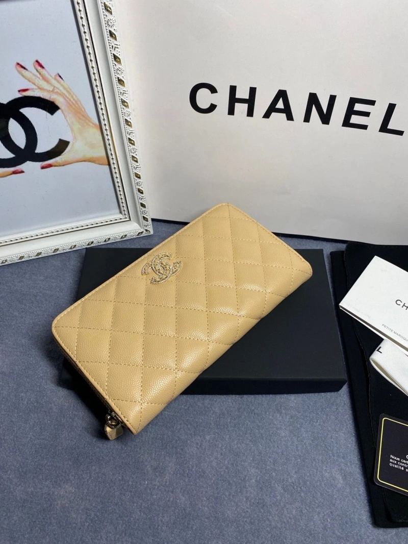Ch**el wallets 4046h-0169