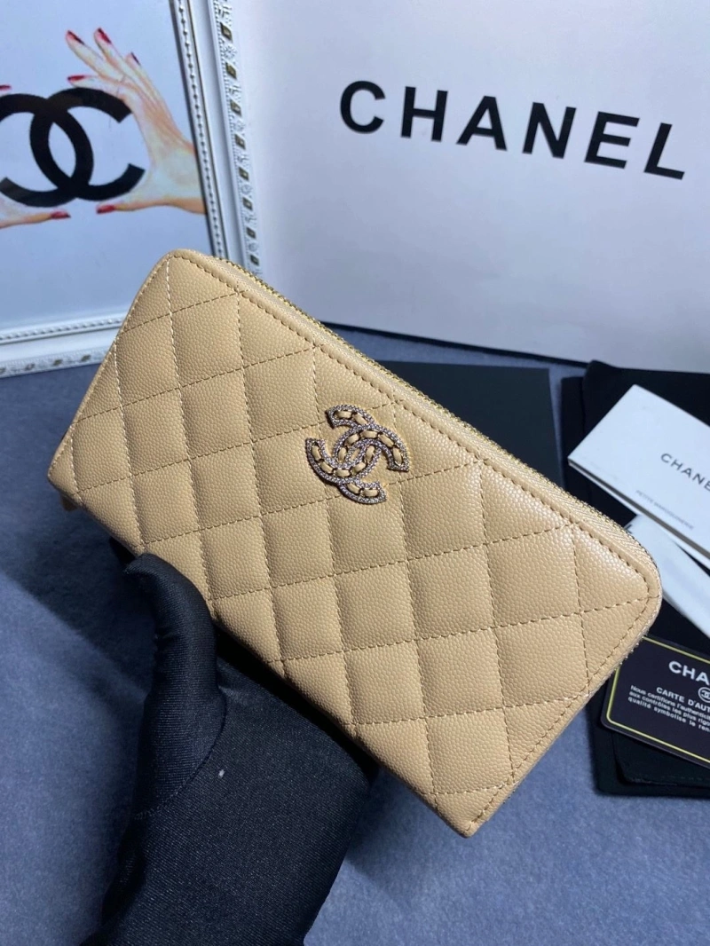 Ch**el wallets 4046h-0169