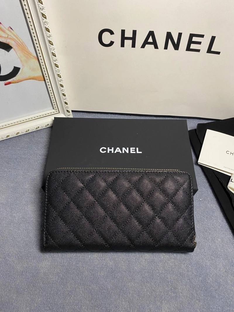 Ch**el wallets 4046h-0170