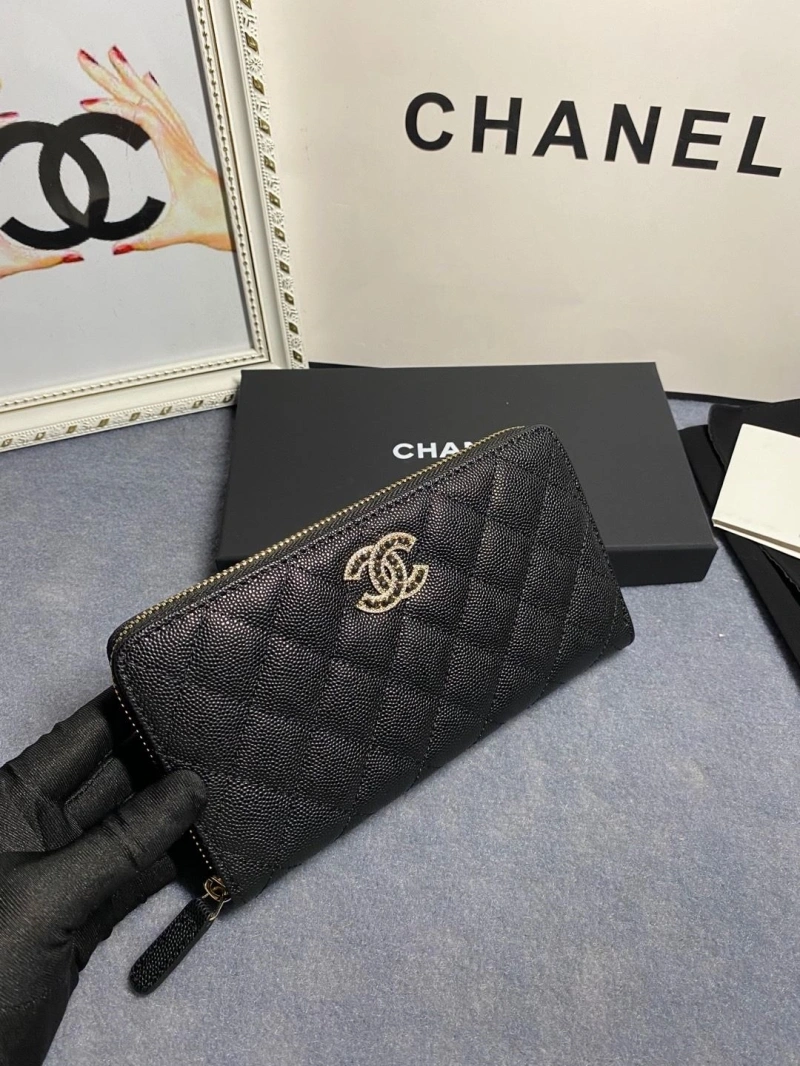 Ch**el wallets 4046h-0170