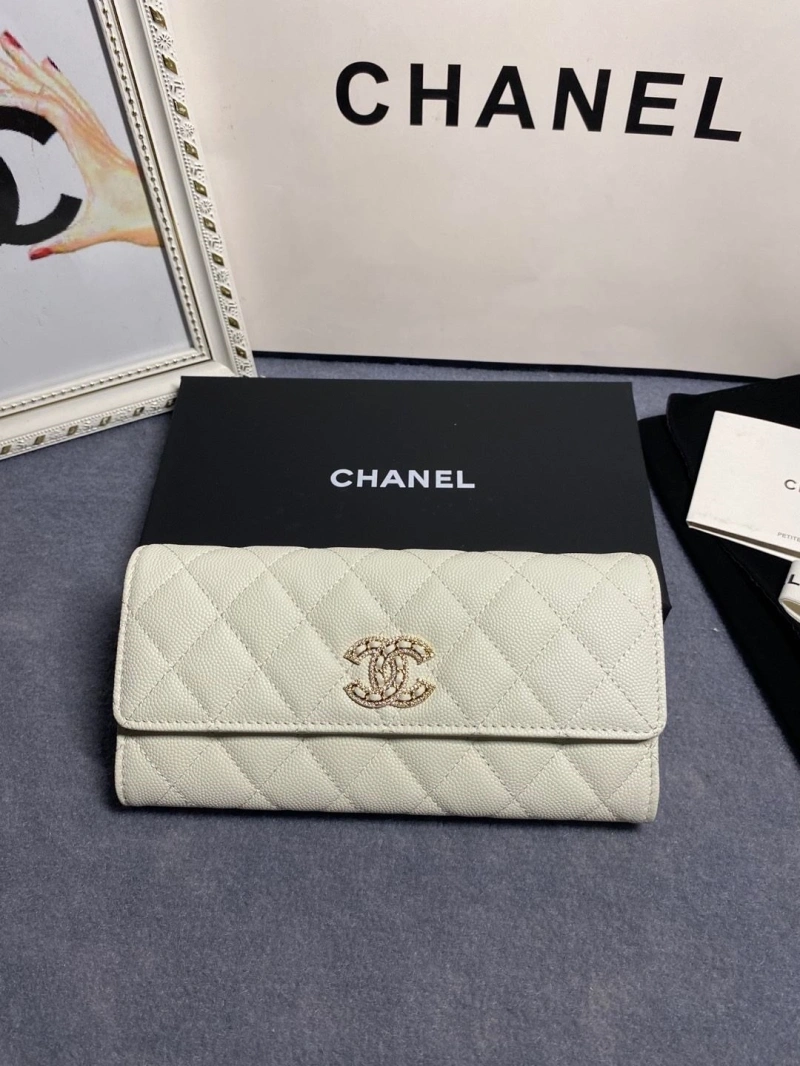 Ch**el wallets 4046h-0171