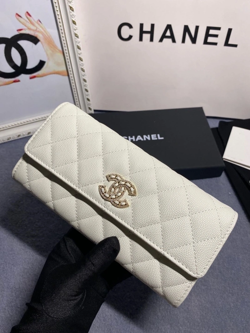 Ch**el wallets 4046h-0171