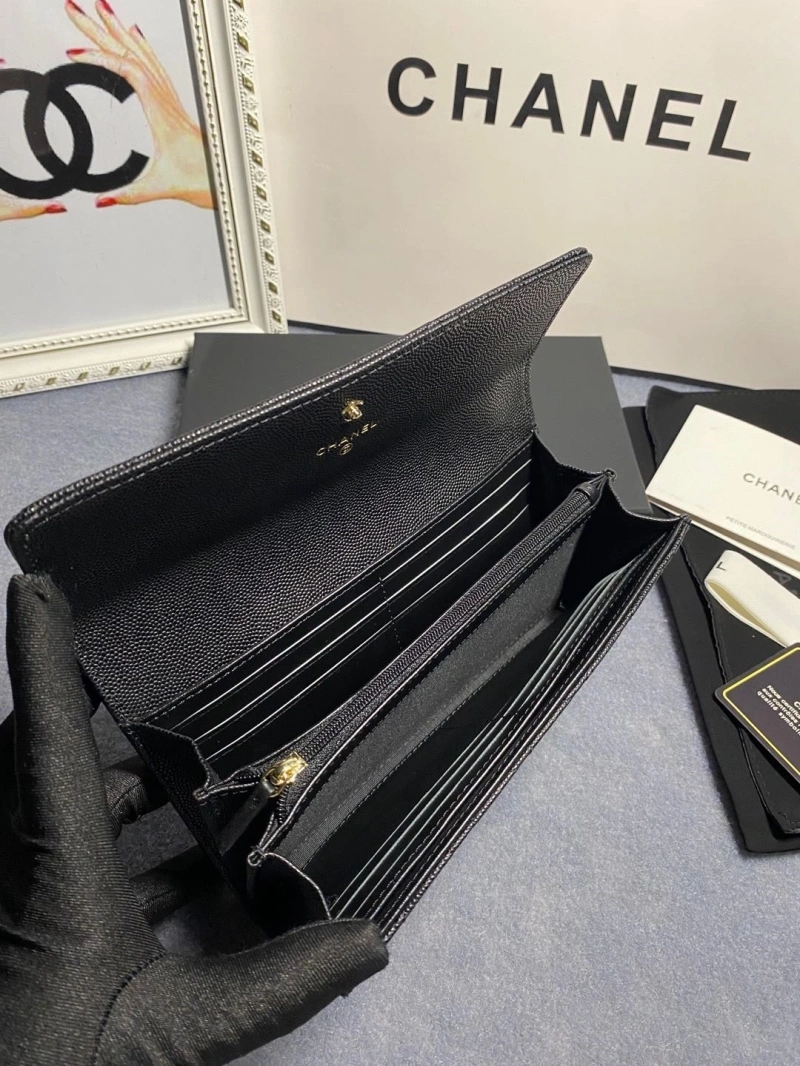 Ch**el wallets 4046h-0174
