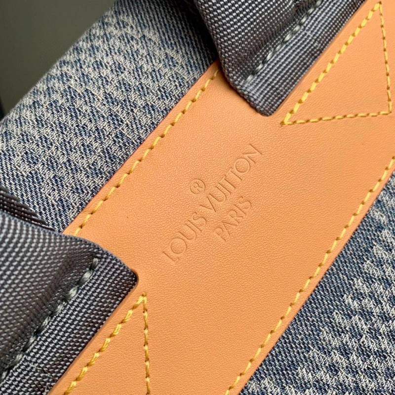 LV Backpacks 4048A-0025