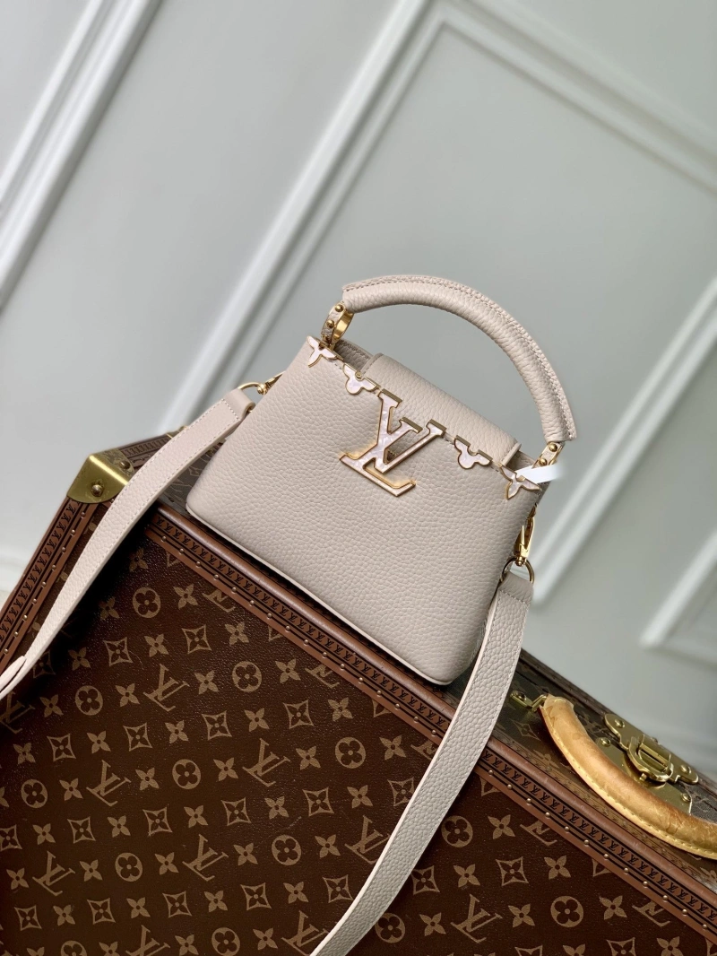 LV Capucines Bags 4048A-0041