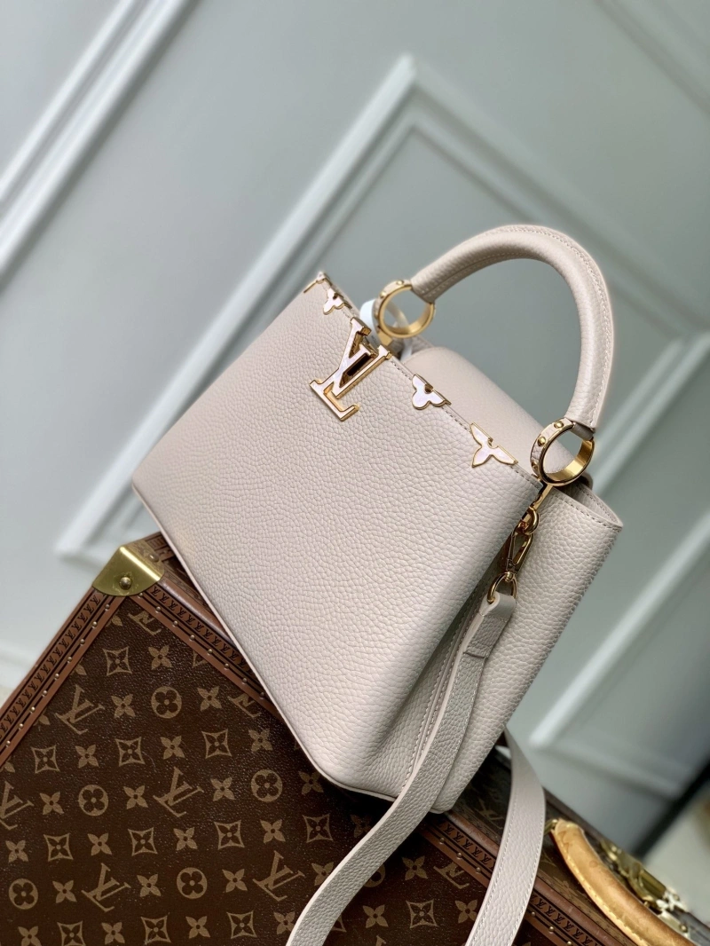 LV Capucines Bags 4048A-0043