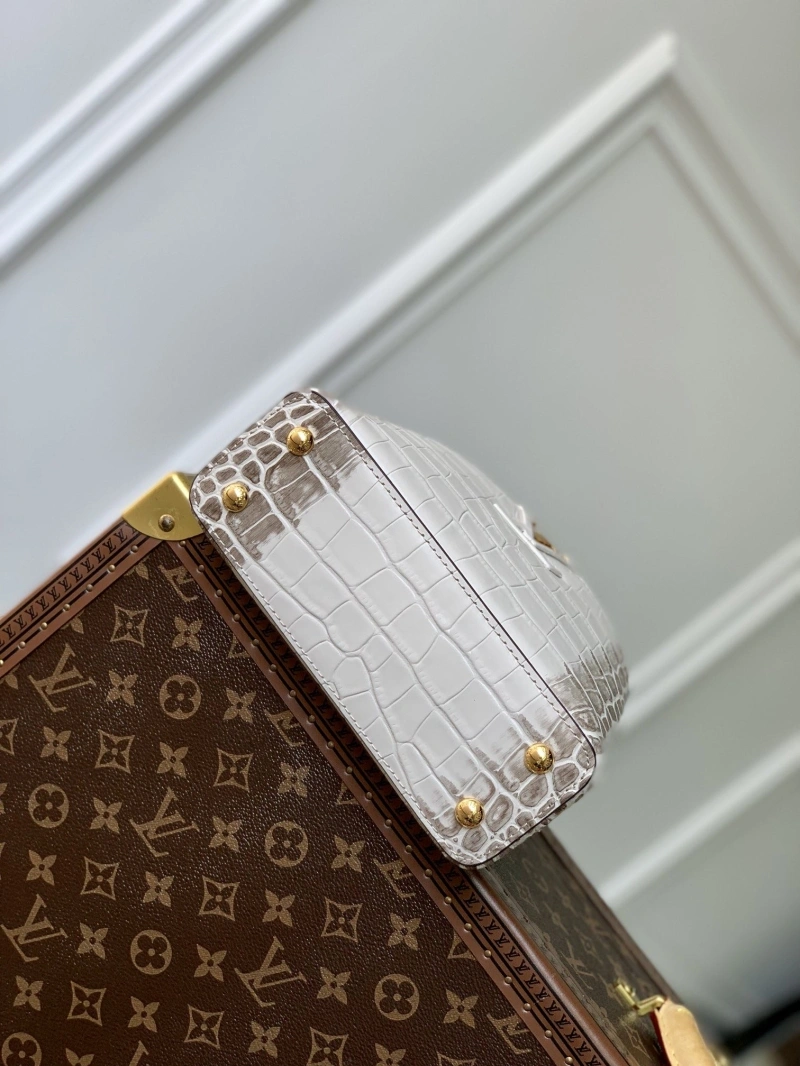 LV Capucines Bags 4048G-0011