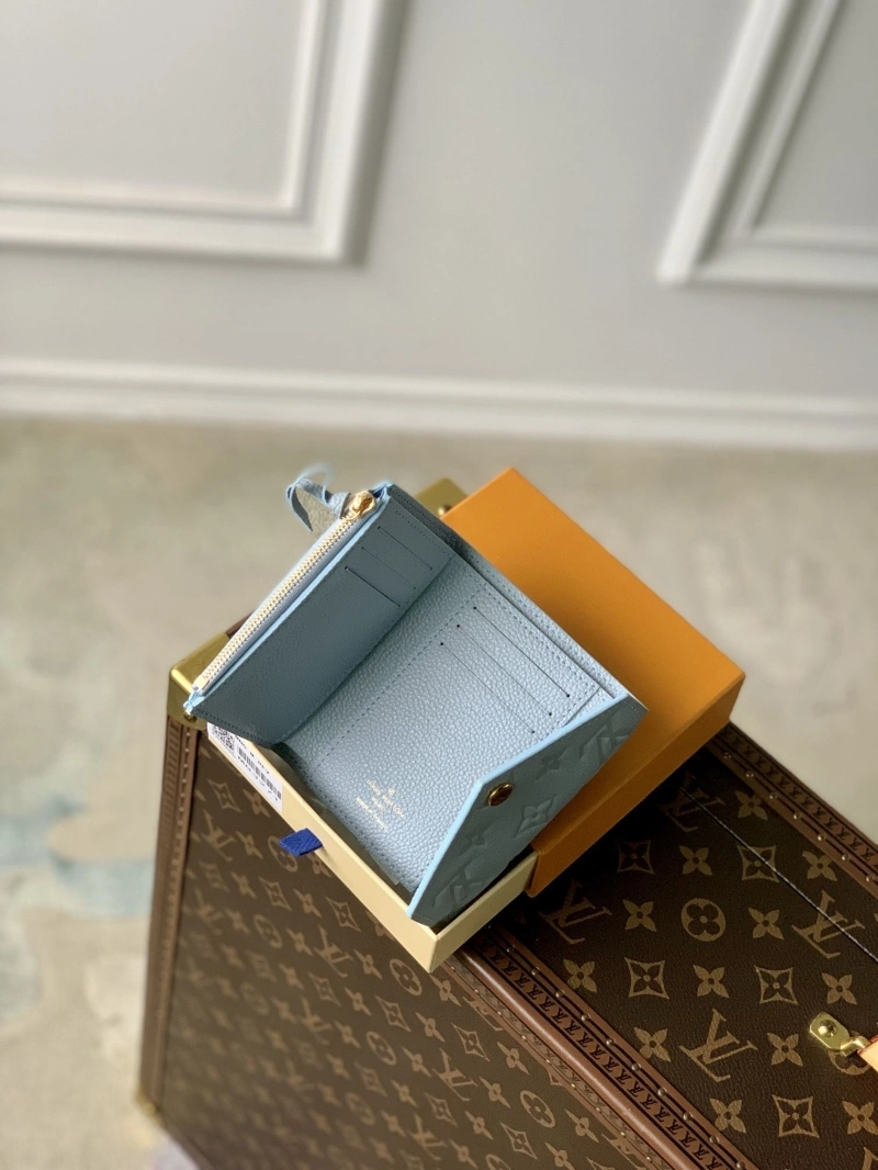 LV Wallets 4048G-0013