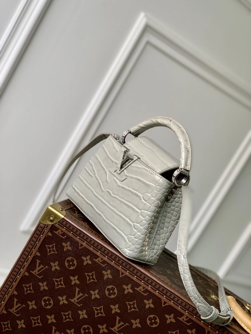 LV Capucines Bags 4048G-0026