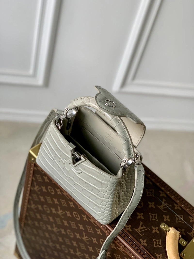 LV Capucines Bags 4048G-0026