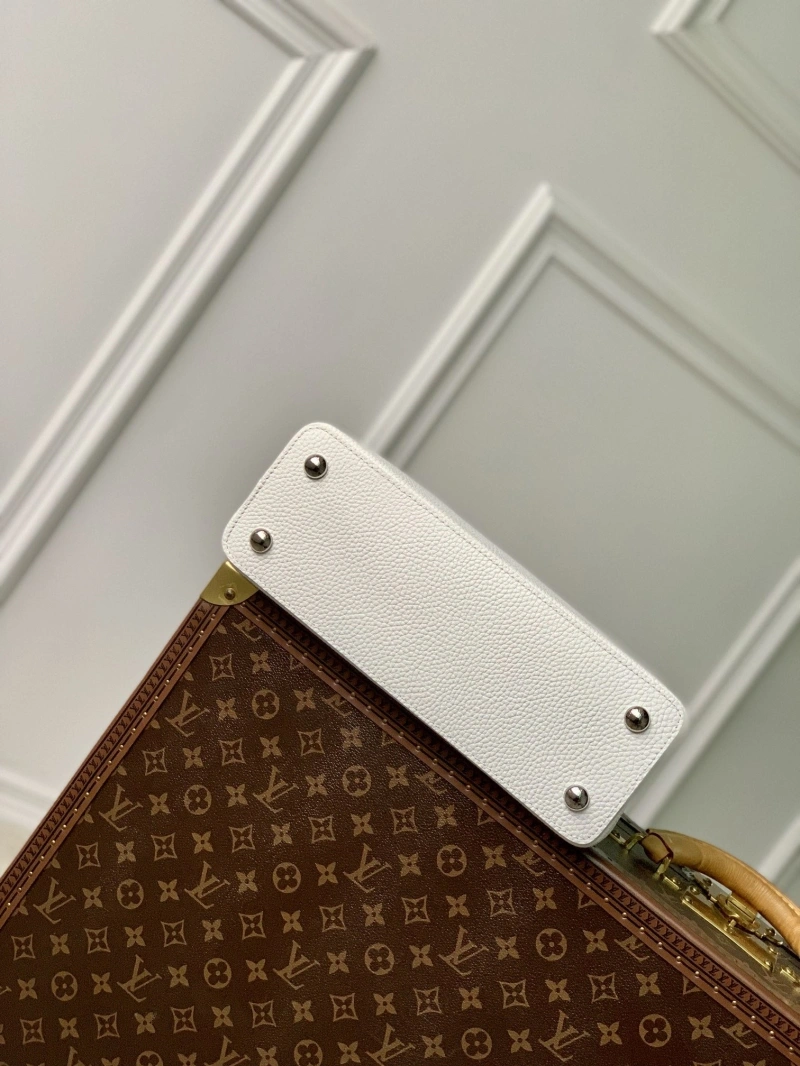 LV Capucines Bags 4048G-0053