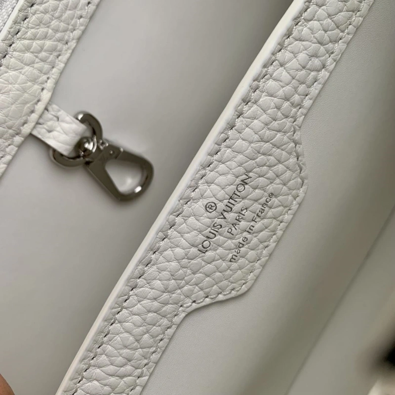 LV Capucines Bags 4048G-0053
