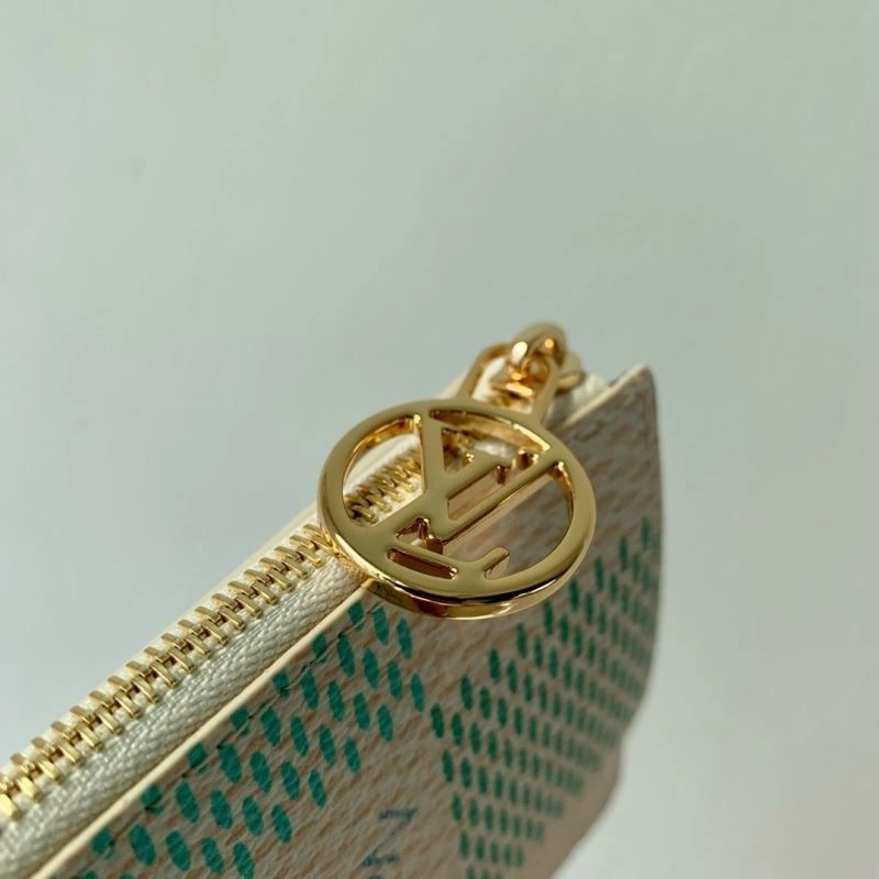 LV Wallets 4048H-0002