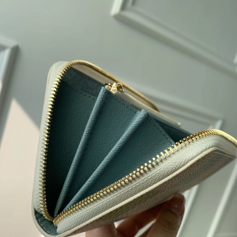LV Wallets 4048H-0006