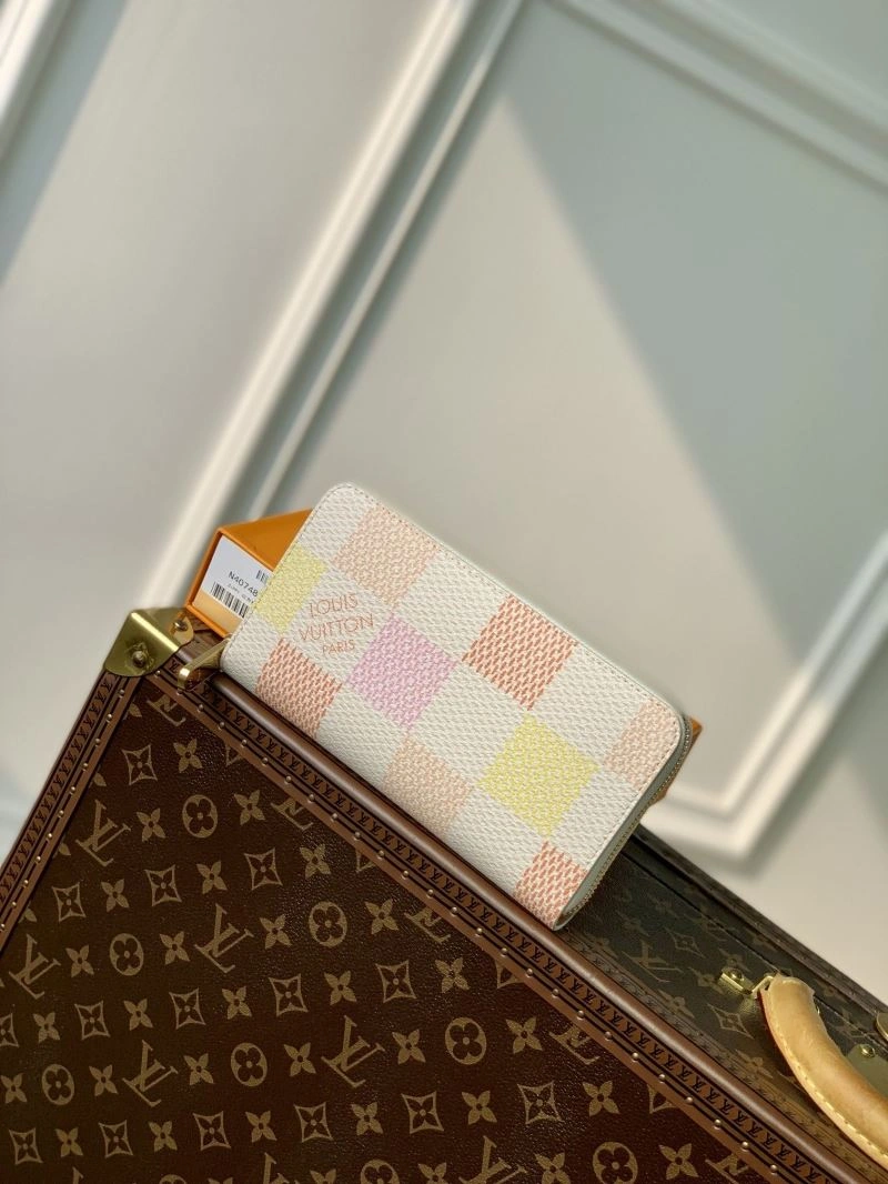 LV Wallets 4048H-0007