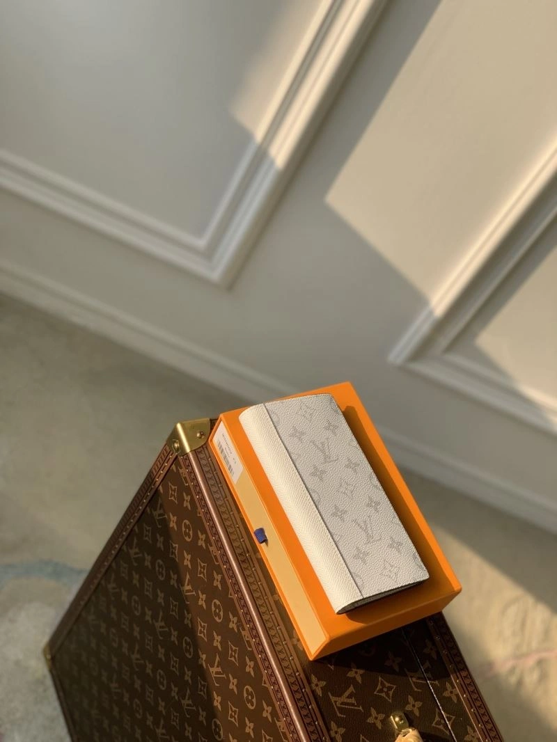 LV Wallets 4048H-0014