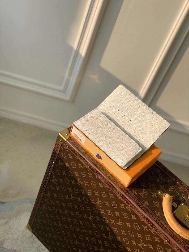 LV Wallets 4048H-0014