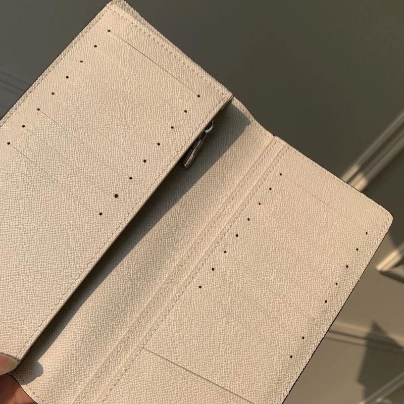LV Wallets 4048H-0014