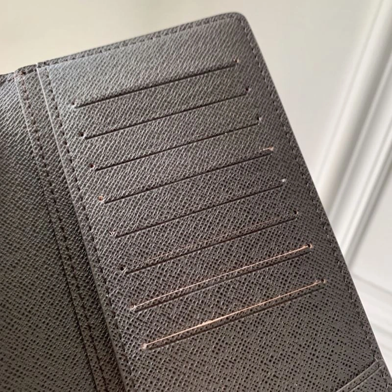 LV Wallets 4048H-0069