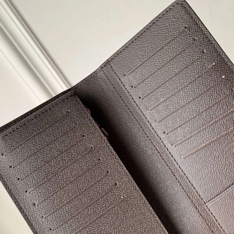 LV Wallets 4048H-0069