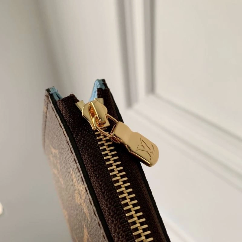 LV Wallets 4048H-0090
