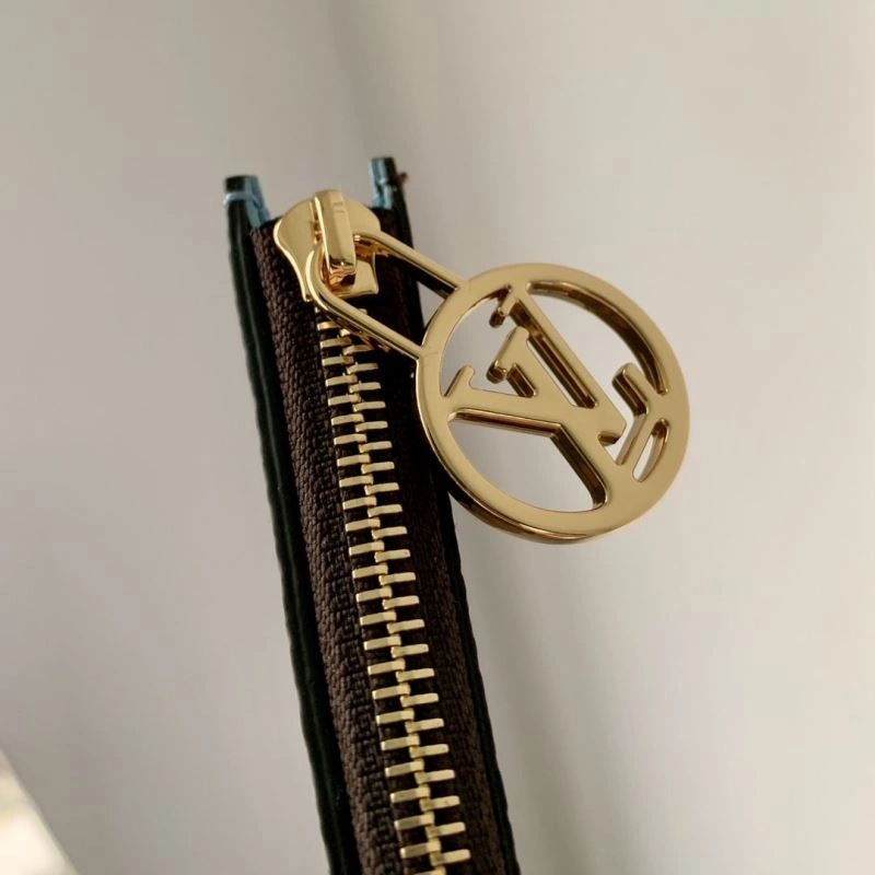 LV Wallets 4048H-0093