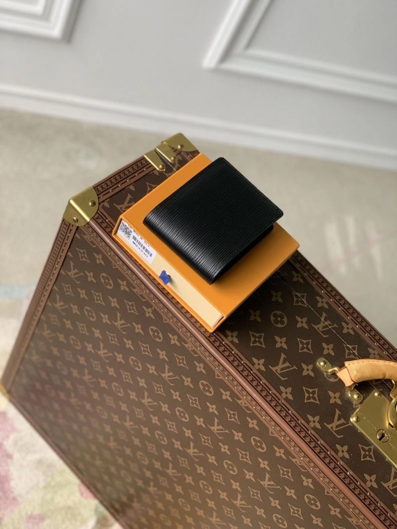 LV Wallets 4048H-0135