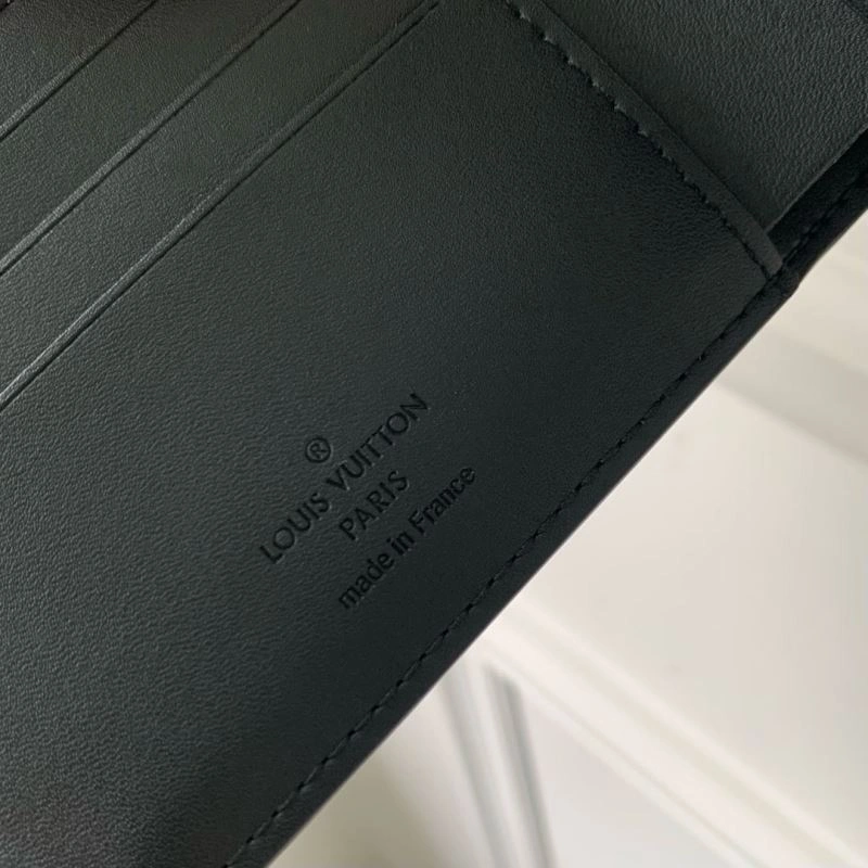 LV Wallets 4048H-0135