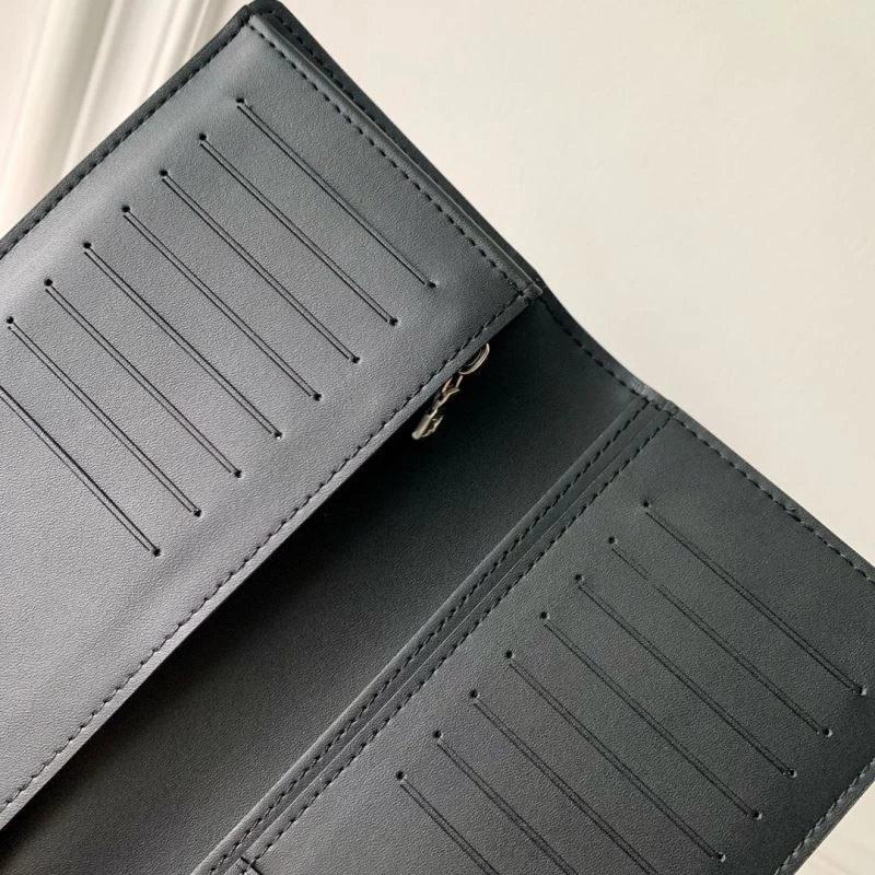 LV Wallets 4048H-0136