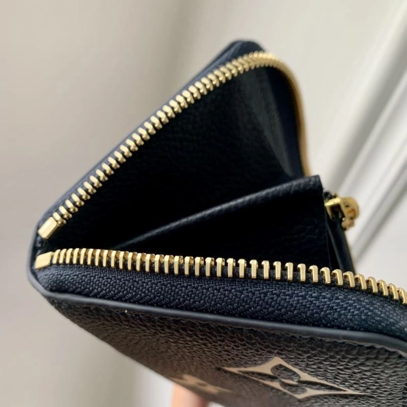 LV Wallets 4048H-0156