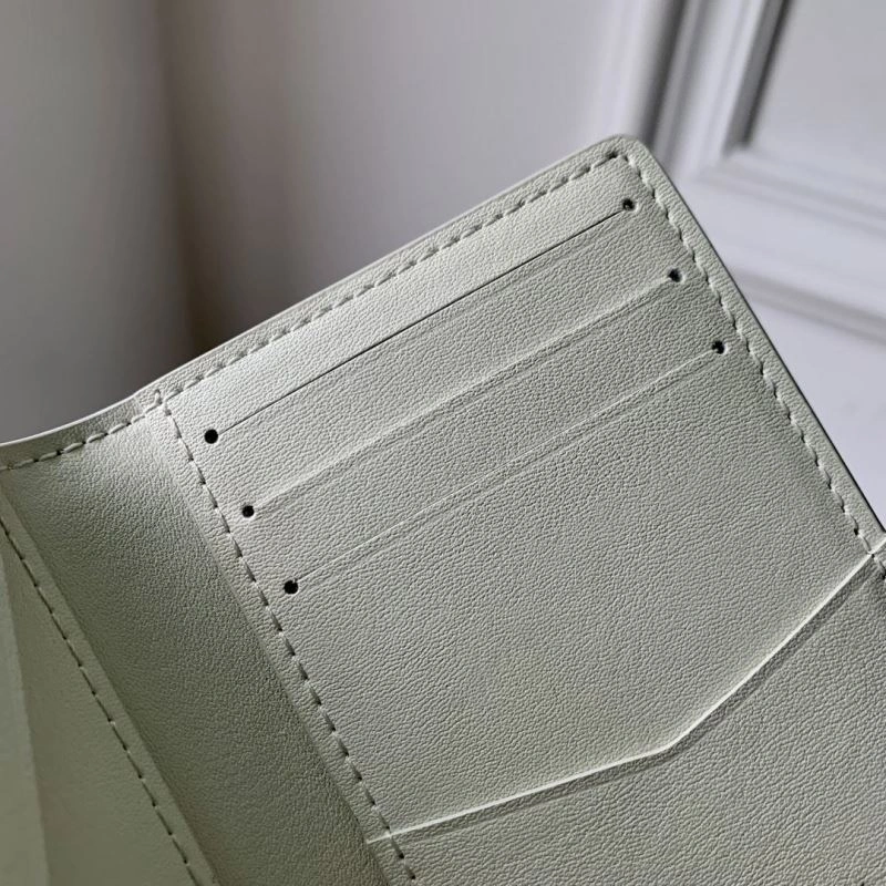LV Wallets 4048H-0163