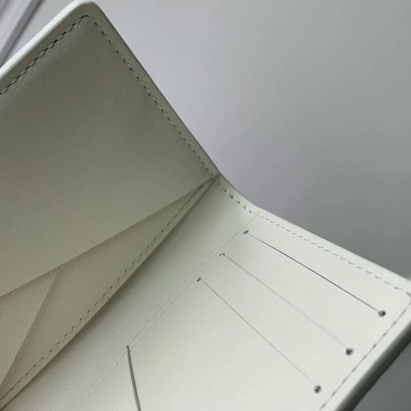 LV Wallets 4048H-0163