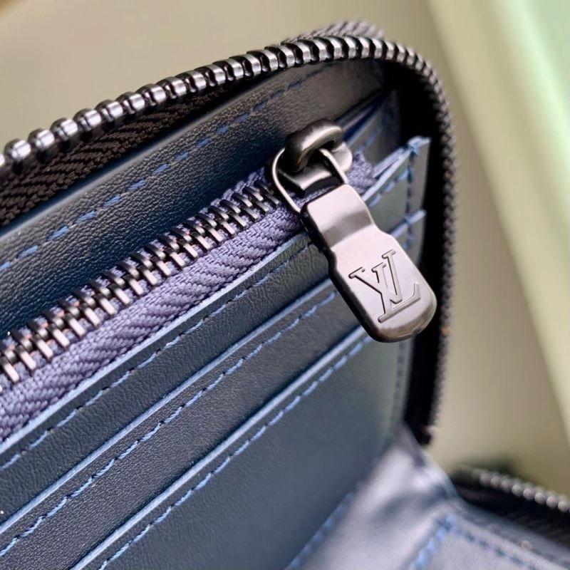 LV Wallets 4048H-0170