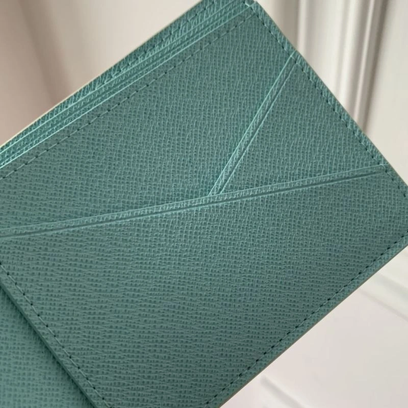 LV Wallets 4048H-0185