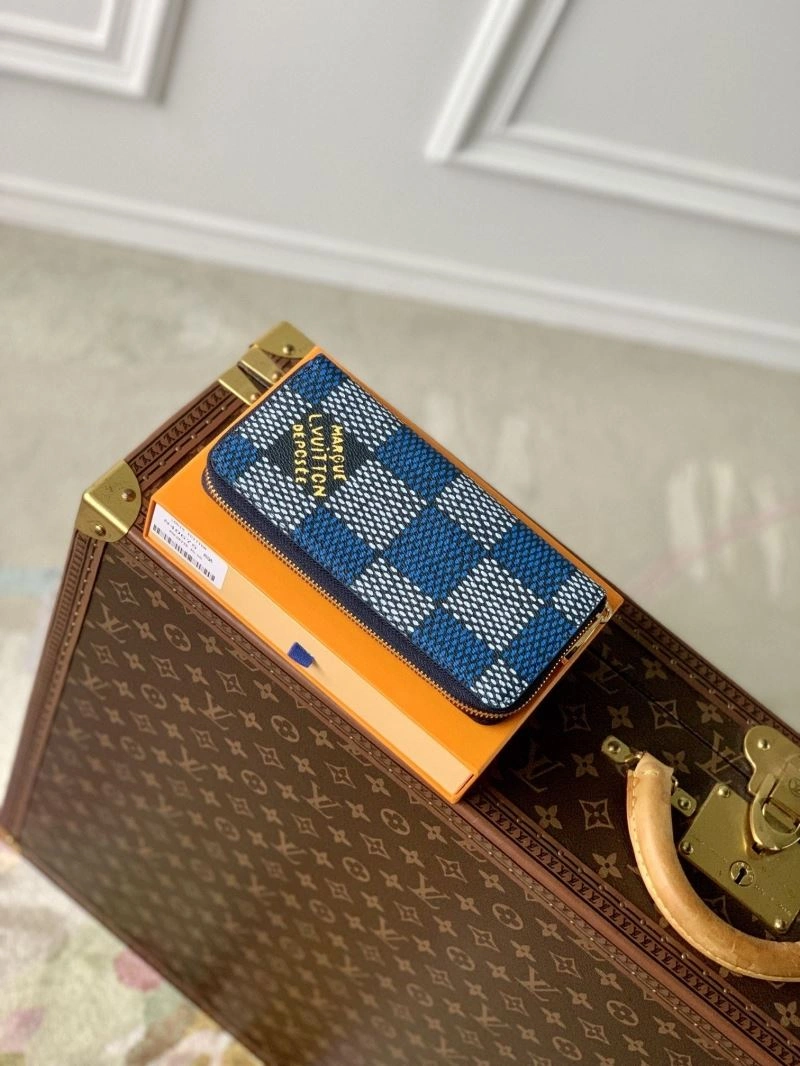 LV Wallets 4048H-0186