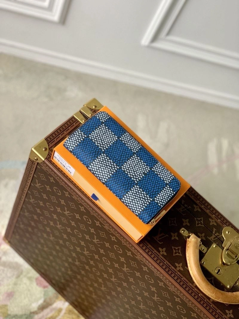 LV Wallets 4048H-0186