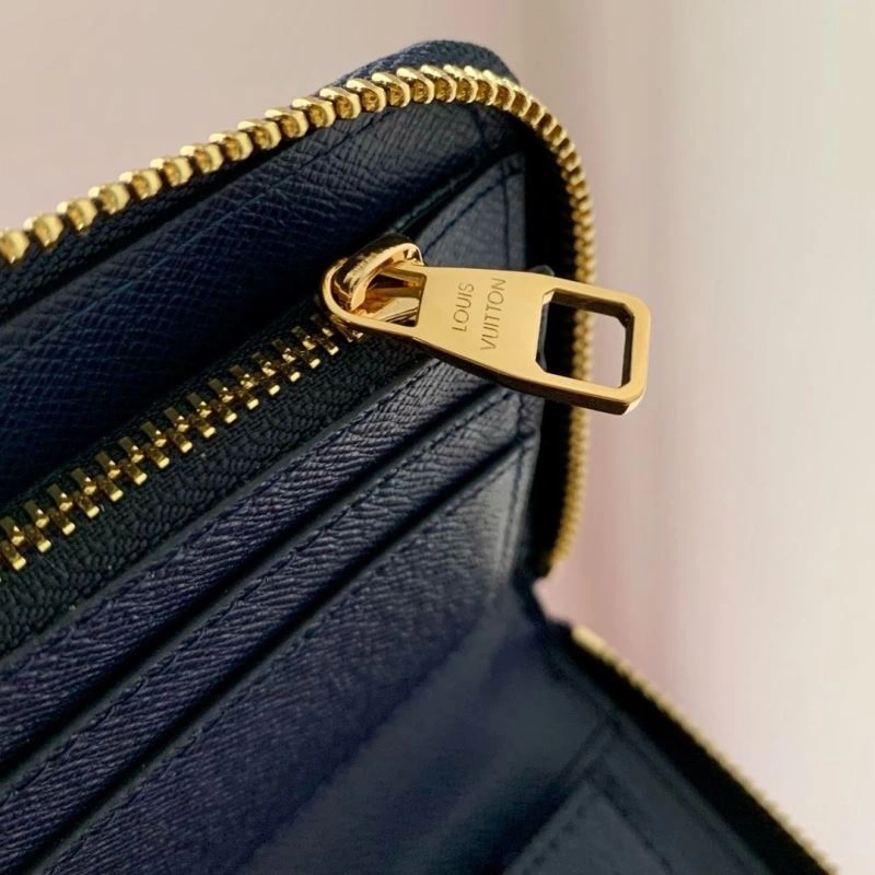 LV Wallets 4048H-0186