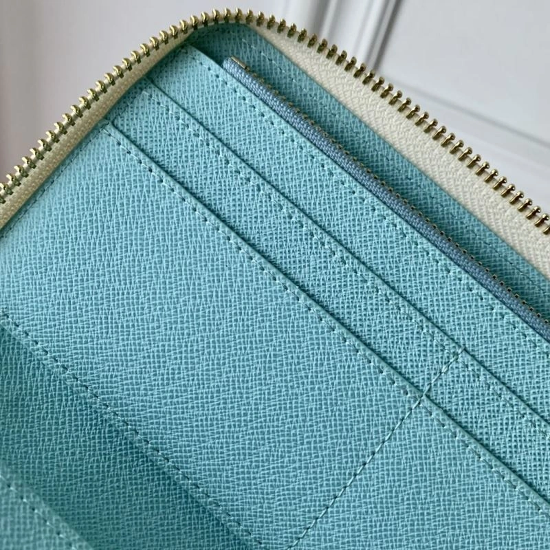 LV Wallets 4048H-0187