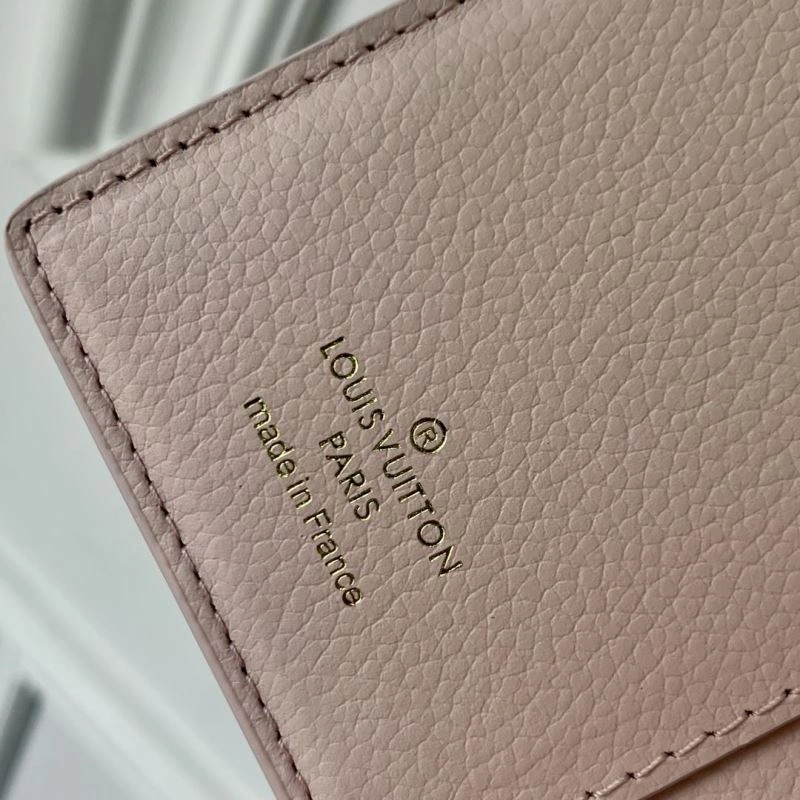 LV Wallets 4048H-0211