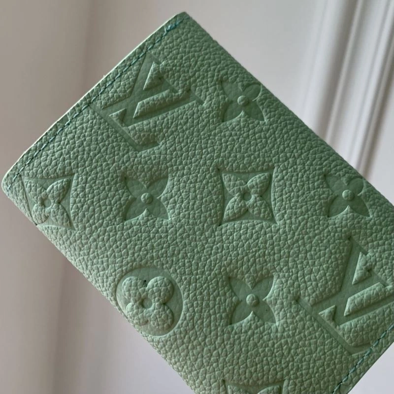 LV Wallets 4048H-0225
