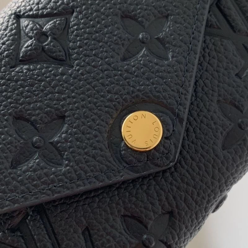 LV Wallets 4048H-0228