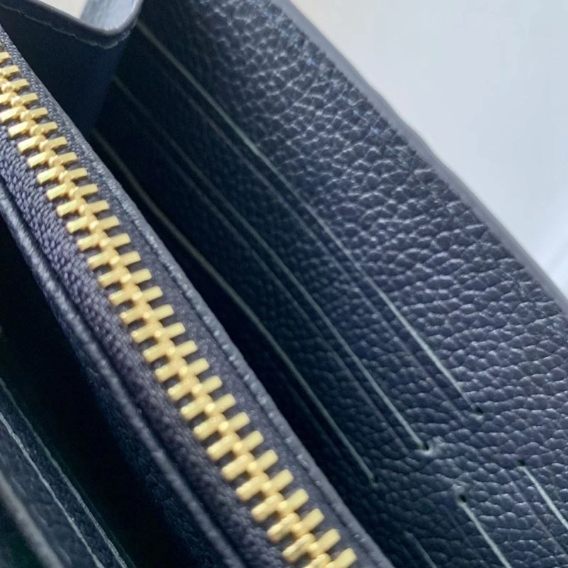 LV Wallets 4048H-0229