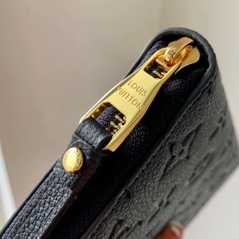 LV Wallets 4048H-0230