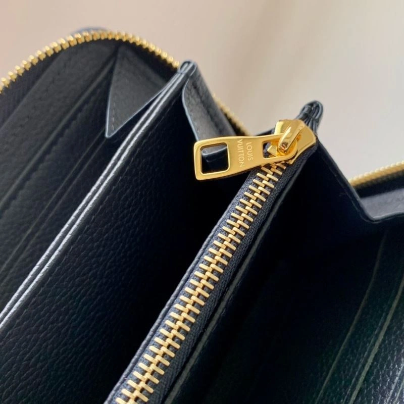 LV Wallets 4048H-0230