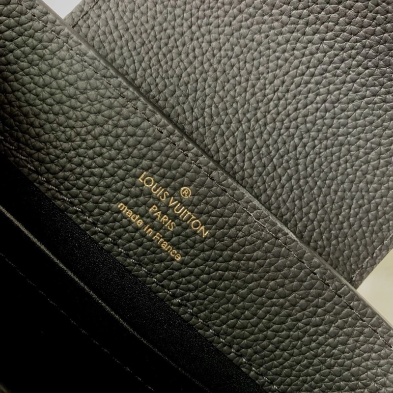 LV Capucines Bags 4048I-0004