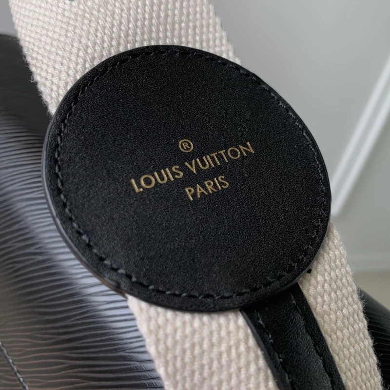 lv twist De*1m bags 4048i-0009